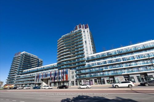 lph06-9471 Yonge St, Richmond Hill, ON, L4C0Z5 | Card Image