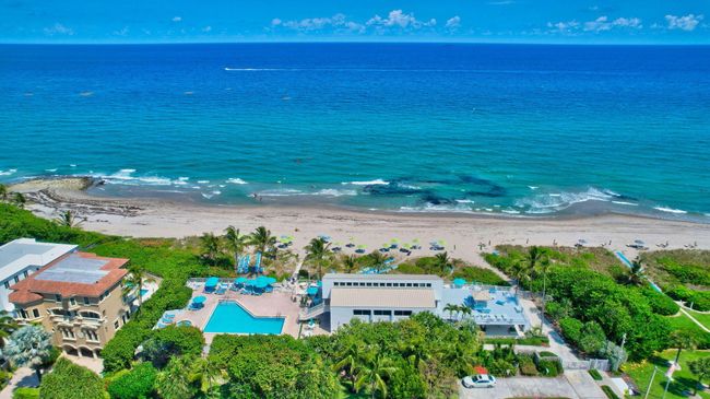 PH10 - 4750 S Ocean Blvd, Condo with 2 bedrooms, 2 bathrooms and null parking in Highland Beach FL | Image 42