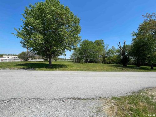 2011 Morgan Ave, Marion, IL, 62959-4624 | Card Image
