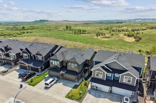 65 Fireside Cres, Cochrane, AB, T4C2L4 | Card Image