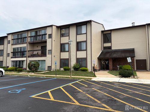 2g-278 Crosse Dr, Monroe, NJ, 08831-4138 | Card Image