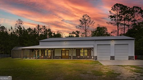 1330 Highway 110 E, Waynesville, GA, 31566-3812 | Card Image