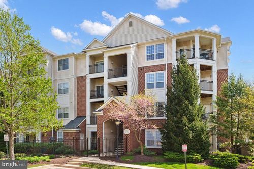 217-12901 Centre Park Cir, HERNDON, VA, 20171-5828 | Card Image