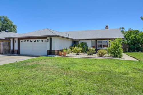 5010 Buffwood Way, Sacramento, CA, 95841-2221 | Card Image