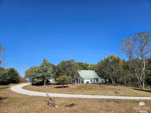 26790 Crystal Springs Rd, Emmett, KS, 66422-9703 | Card Image