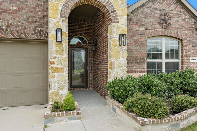 4300 Lakeview Dr, House other with 4 bedrooms, 2 bathrooms and null parking in Frisco TX | Image 5