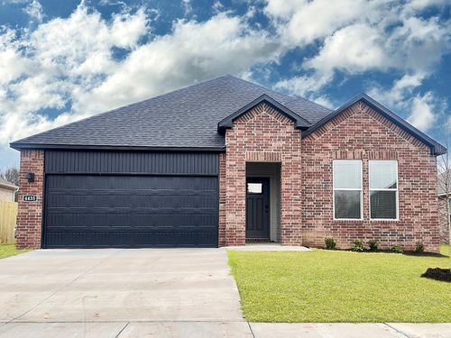 308 Lainey Dr, Maumelle, AR, 72113-7868 | Card Image