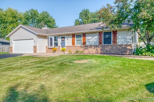 214 Aspen Dr, Cortland, IL, 60112-4101 | Card Image