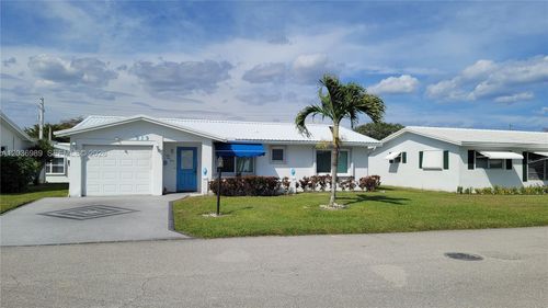 913 Sw 3rd Ave, Boynton Beach, FL, 33426-4711 | Card Image