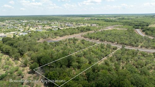 128 Baylen Clifton Lane, Lockhart, TX, 78644 | Card Image
