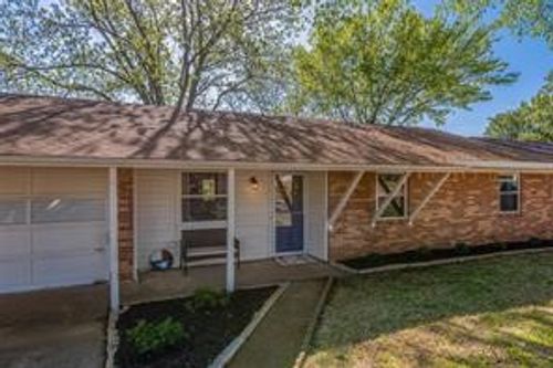 204 Ross Ave, Denison, TX, 75020-3646 | Card Image