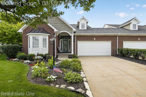 446 Delmar Ct, Highland, MI, 48357-4790 | Card Image