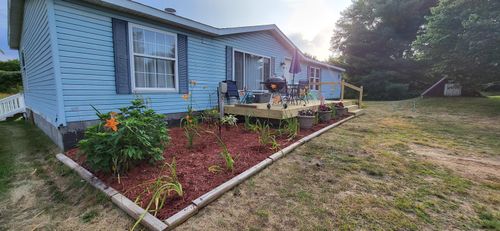 38039 20th Ave, Gobles, MI, 49055-9671 | Card Image