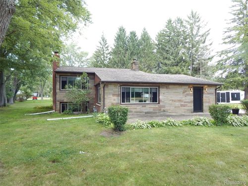 4006 Riverwood Ct, Port Huron, MI, 48060 | Card Image