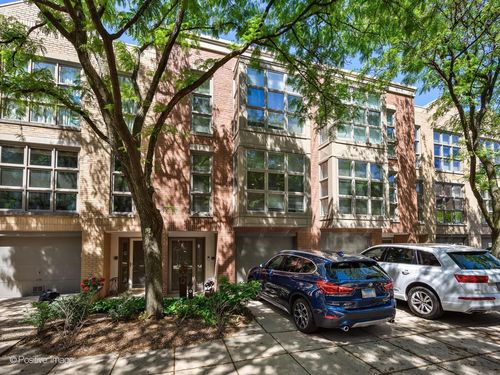 2365 N Wayne Ave, Chicago, IL, 60614-3118 | Card Image
