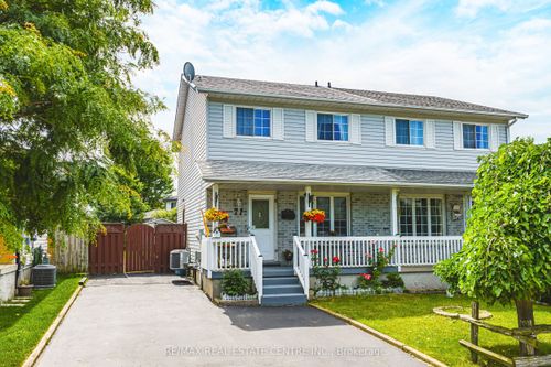 77 Dyer Crt, Cambridge, ON, N3C4B8 | Card Image