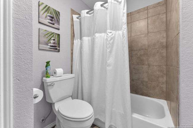 139 Navajo Cir, House other with 3 bedrooms, 1 bathrooms and null parking in Cibolo TX | Image 24