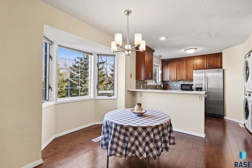 207-1104 W 57th St St Street, Sioux Falls, SD, 57108 | Card Image