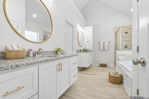 31866 Netterville Rd, Denham Springs, LA, 70726-1525 | Card Image