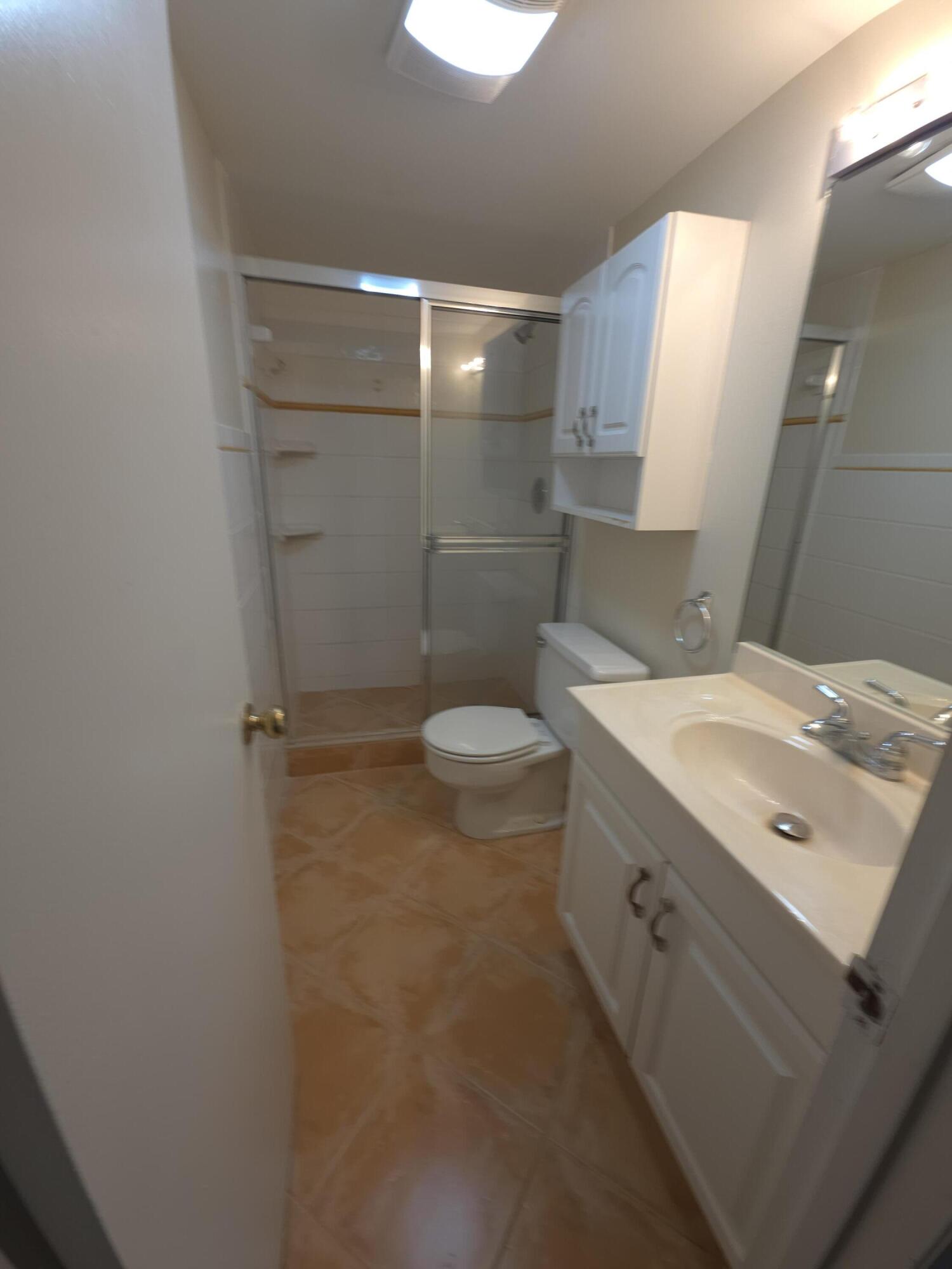 Residential Lease in Hallandale Beach 3