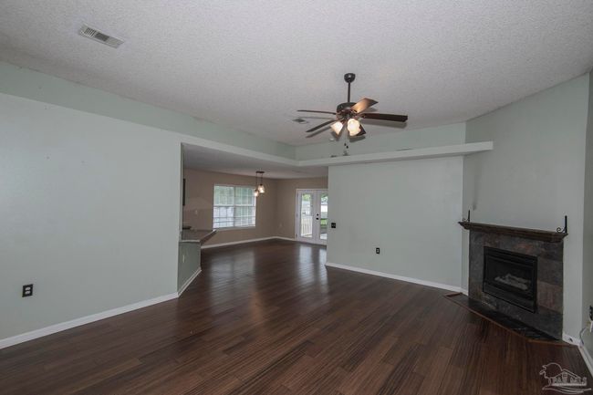 10091 Hillview Dr, House other with 3 bedrooms, 2 bathrooms and 2 parking in Pensacola FL | Image 22