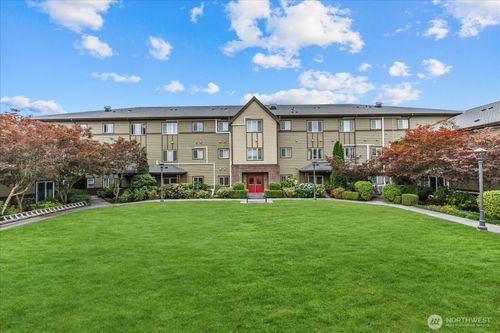 a101-973 Ne Ingram St, Issaquah, WA, 98029-5429 | Card Image
