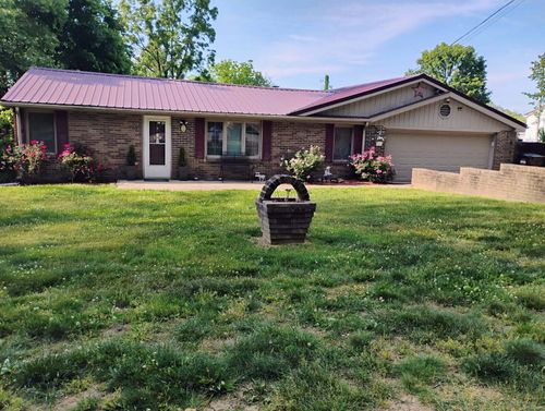 2035 Doe Creek Rd, Irvine, KY, 40336-8232 | Card Image