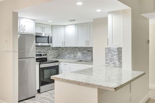 apt-903-7925 Sw 86th St, Miami, FL, 33143-7019 | Card Image