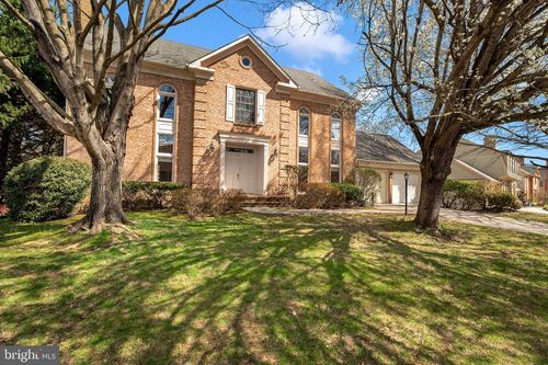 5825 Mossrock Dr, NORTH BETHESDA, MD, 20852-3238 | Card Image