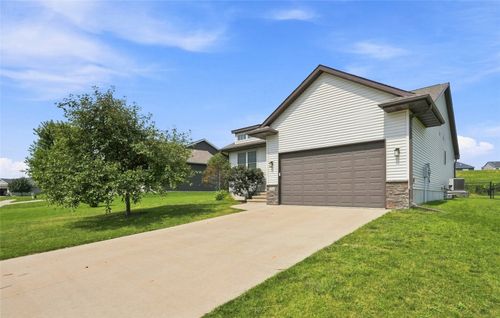 214 Cherry Ln, Tiffin, IA, 52340-4720 | Card Image