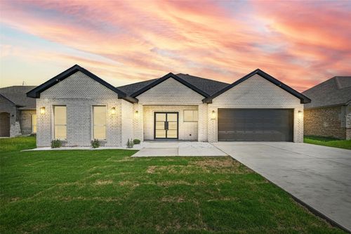 2414 Lauren St, Mabank, TX, 75147-1370 | Card Image