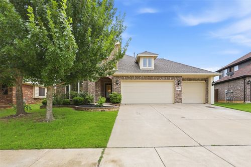1385 Litchfield Ln, Burleson, TX, 76028-8229 | Card Image