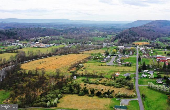 106 Waterview Dr, House other with 3 bedrooms, 2 bathrooms and null parking in Capon Bridge WV | Image 48
