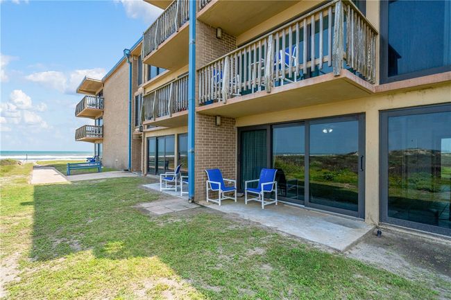 Patio with Waterview | Image 17
