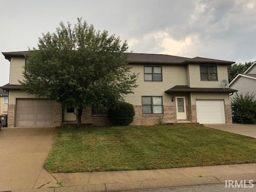 163 E Willow Ct, Bloomington, IN, 47401-8452 | Card Image
