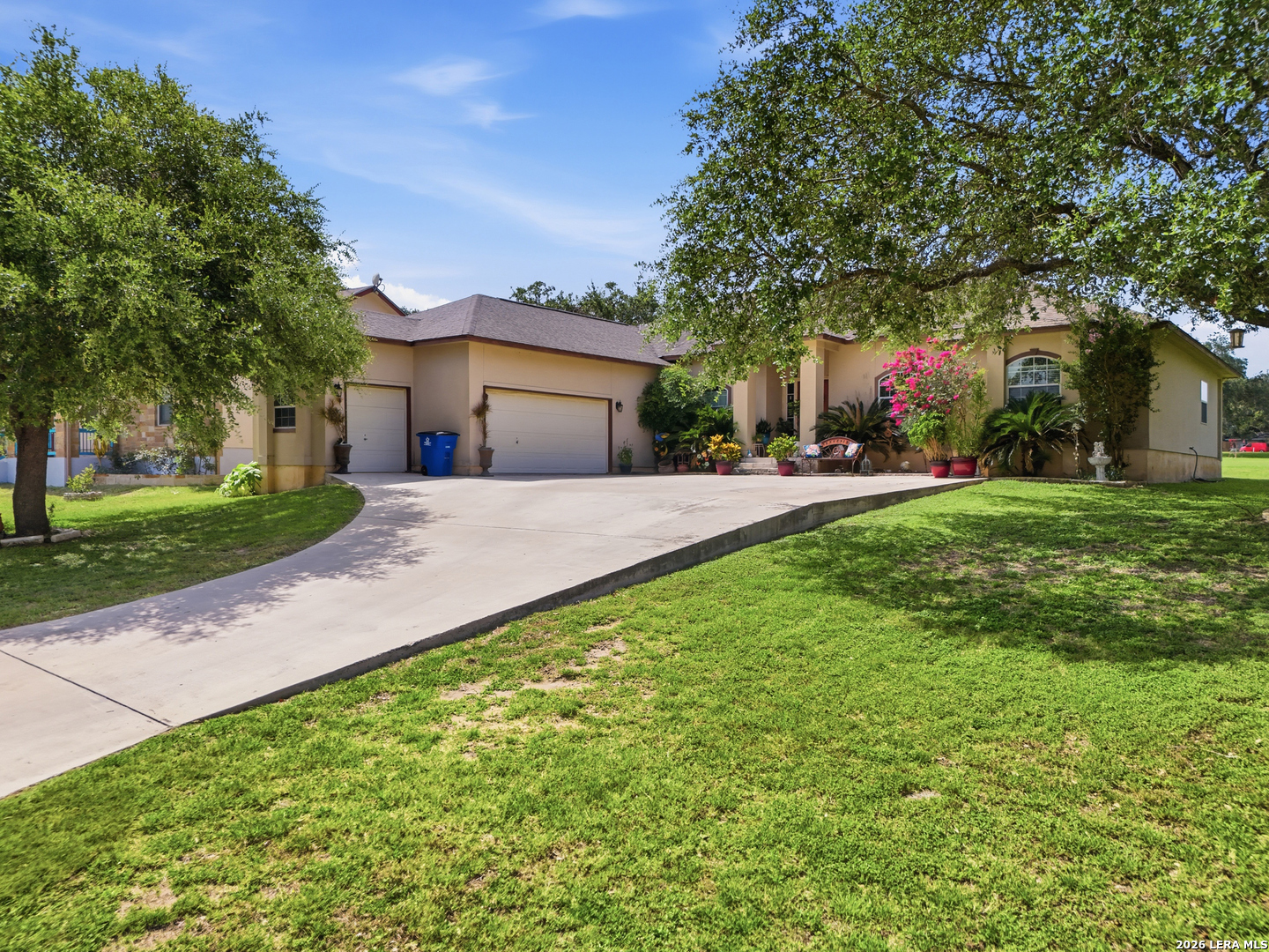 Residential in Devine
