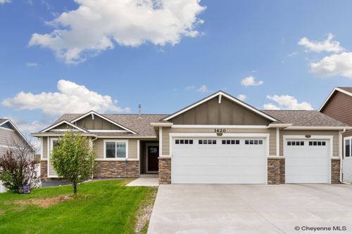 3620 Rustic Rd, Cheyenne, WY, 82001-6171 | Card Image