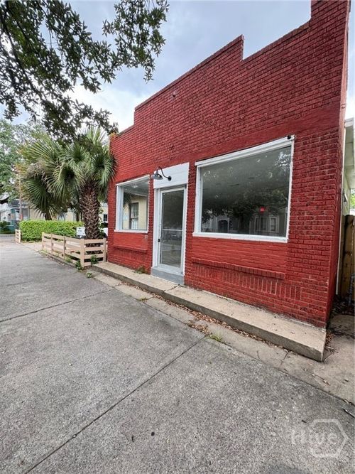 219 E Henry St, savannah, GA, 31401-6921 | Card Image