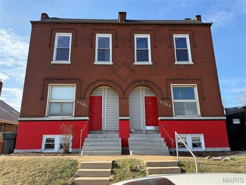 5911 S Broadway, Saint Louis, MO, 63111-2520 | Card Image