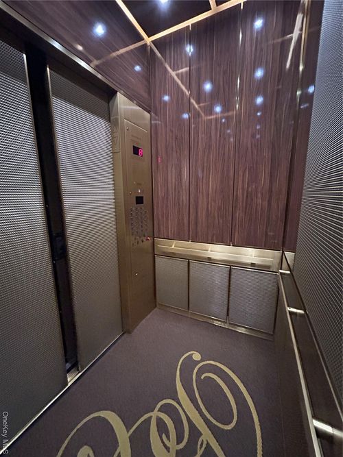 8u-1 Bay Club Drive, New York, NY, 11360 | Card Image