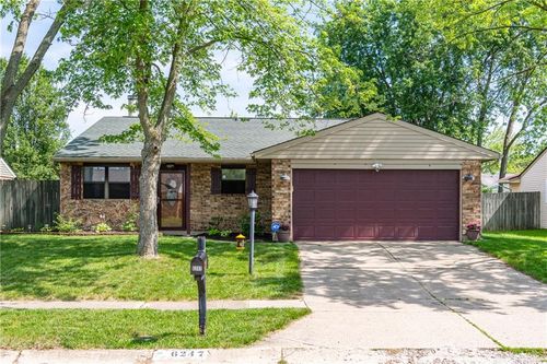 6247 Beacon Tree Ct, Huber Heights, OH, 45424-1339 | Card Image