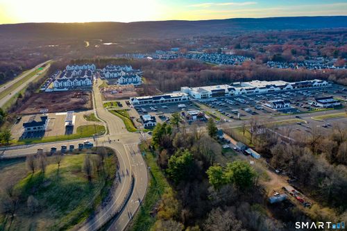 104 Stonebridge Ct, Cheshire, CT, 06410 | Card Image