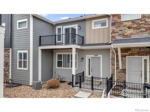 709 Robert St, Longmont, CO, 80503-9442 | Card Image