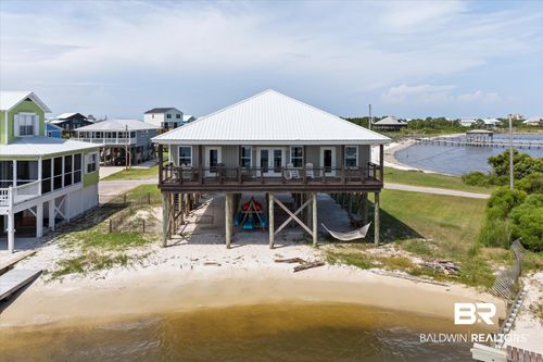 672 Bonita Ct, Gulf Shores, AL, 36542-8006 | Card Image