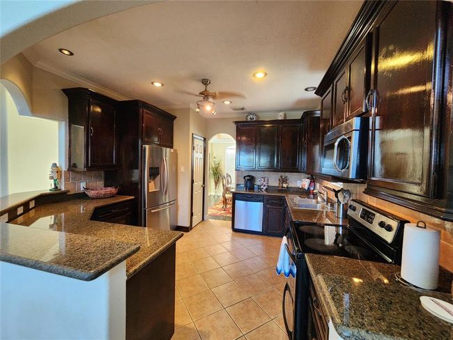 231 Key Largo Loop, House other with 3 bedrooms, 3 bathrooms and null parking in Pointblank TX | Image 17