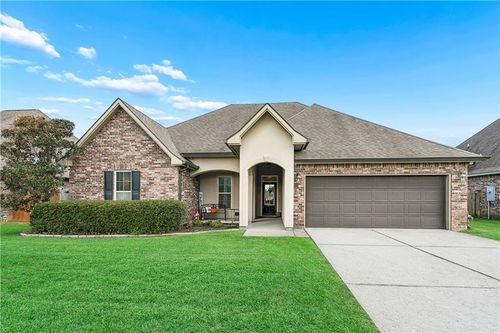 42180 Broderick Ave, Ponchatoula, LA, 70454-4222 | Card Image