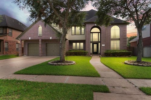 3915 Garnet Fls, Sugar Land, TX, 77479-4164 | Card Image