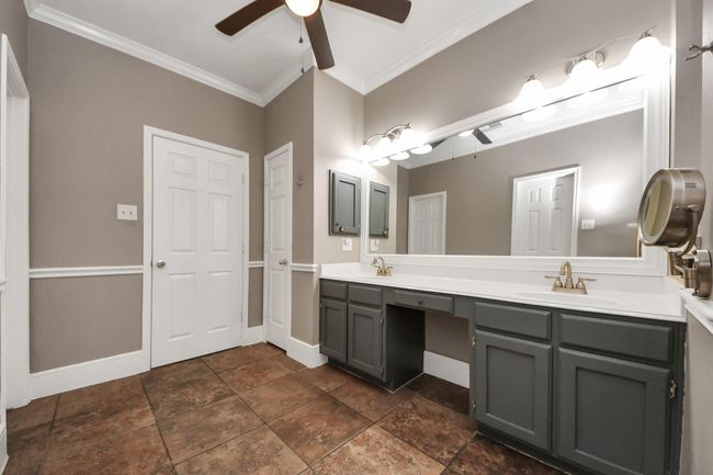 Primary bathroom | Image 22
