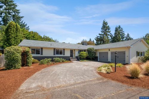 2020 Crozer St Nw, Salem, OR, 97304-3538 | Card Image