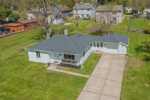 7553 Nichols St, Utica, MI, 48317-5438 | Card Image